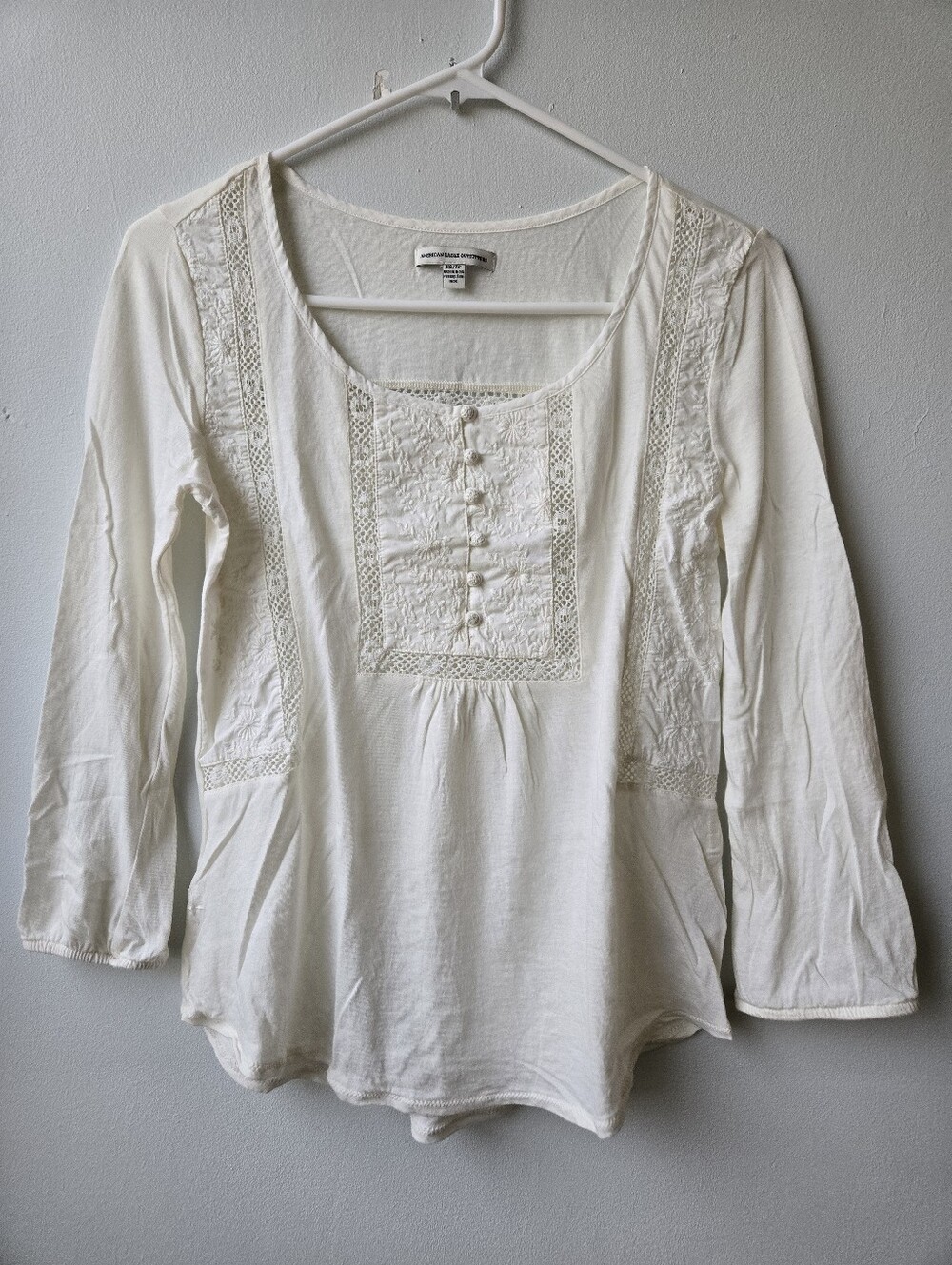 American Eagle Off-White Lace-Trim Pintuck Peasant Blouse XS Covered Buttons
